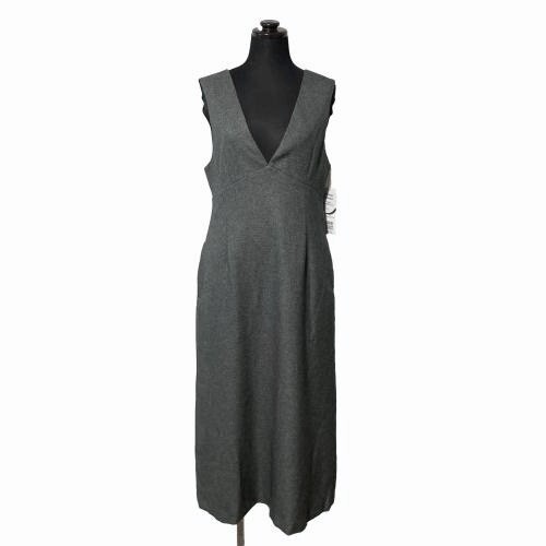 送料込み 未使用■アーヴェヴェ/a.v.v■マシンウォッシャブル Vネックジャンパースカート/ワンピース 定価9990円 Sサイズ拍卖