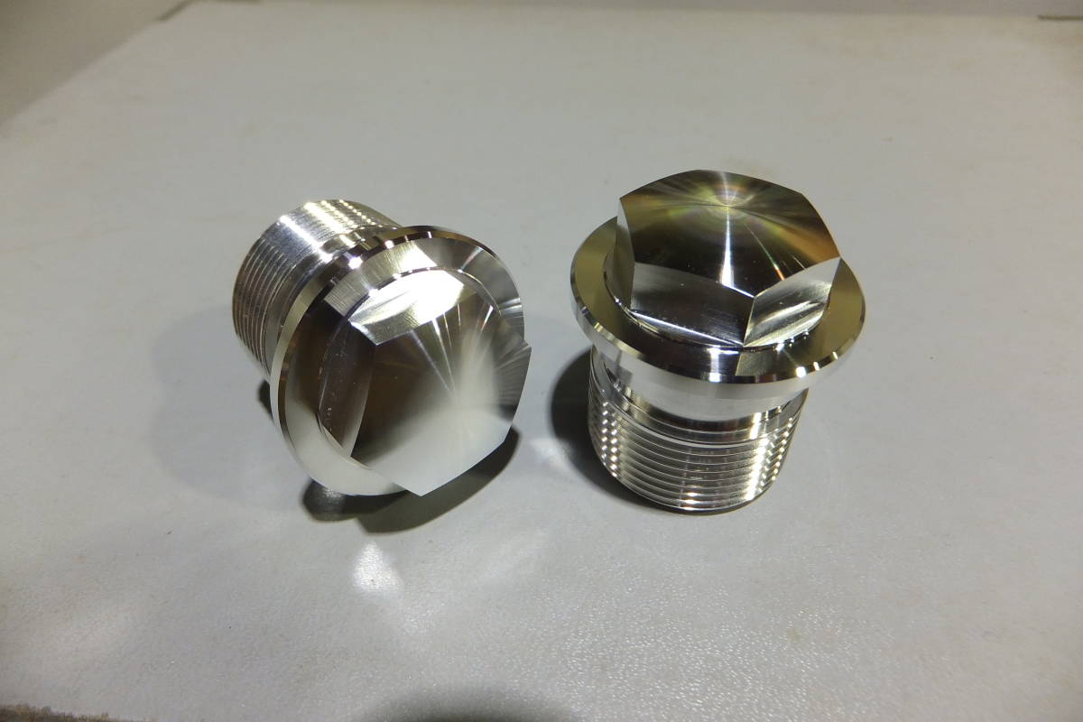 CB750FOUR K0 K1・・・ フロント フォークキャップ トップキャップ フォークボルト拍卖