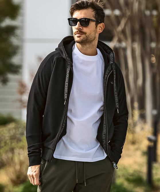 1PIU1UGUALE3 RELAX ウノピゥウノウグァーレトレ リラックス セットアップ メンズ スウェット 上下セット ジャージ パーカ ブラック M拍卖