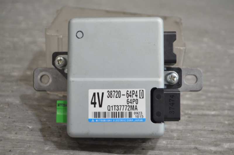 クリッパー NV100 前期(DR17V) 純正 破損無 取付OK 動作保証 パワステ コンピューター /38720-64P40 k092566拍卖