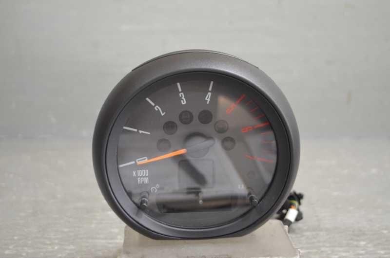 クーパー D クロスオーバー R60 後期(XD20F) 純正 破損無 取付OK 動作保証 タコメーター 115978km BM-0505-122 k092626拍卖