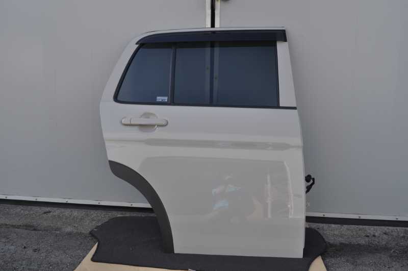 アルト ラパン L 3型 (HE33S) 純正 破損無し 動作保証 右 後 リア ドアパネル ヒンジ付 ZVP s021075H拍卖