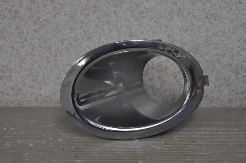 セレナ ハイウェイスター (CC25 C25) 純正 破損無 左 メッキ フォグランプ カバー ベゼル 62257 1GK8A s021095A拍卖