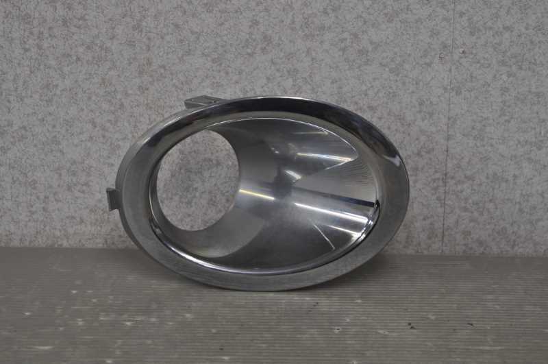 セレナ ハイウェイスター (CC25 C25) 純正 破損無 右 メッキ フォグランプ カバー ベゼル 62256 1GK8A s021094A拍卖