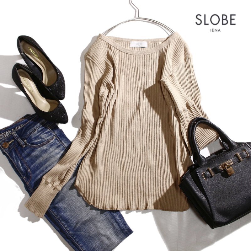 美品 SLOBE IENA スローブイエナ コットン ボートネック リブニット プルオーバー ニットカットソー ベージュ 日本製 タイト シンプル拍卖