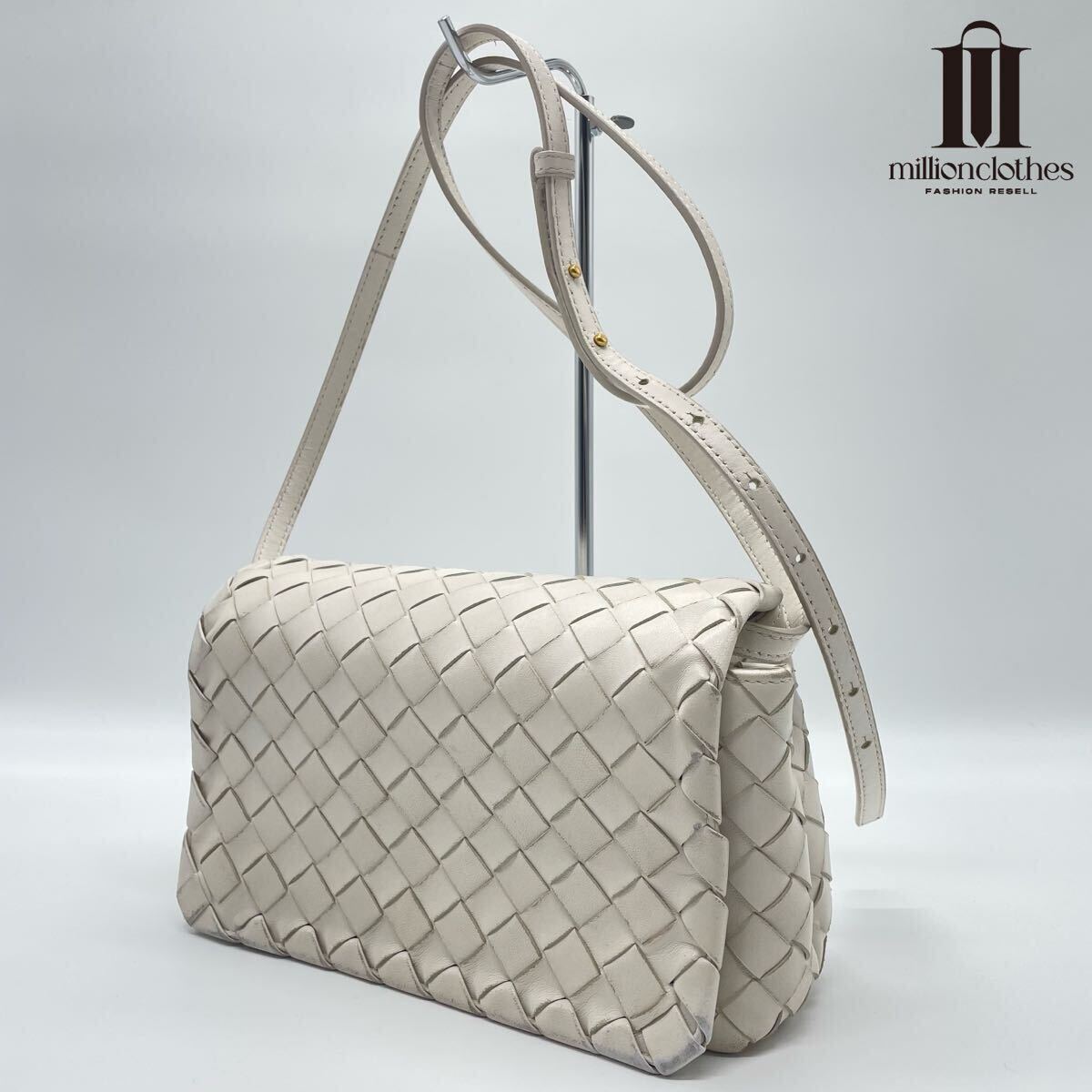 BOTTEGA VENETA BABY OLIMPIA イントレチャート ショルダーバッグ 609231 ラムスキン レディース ホワイト 白 ボッテガ ヴェネタ拍卖