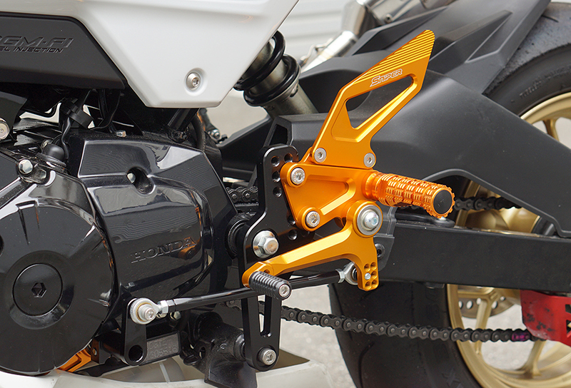 GROM グロム MSX125 JC61 レース用 バックステップ 金 SNIPER スナイパー SP0111GD拍卖