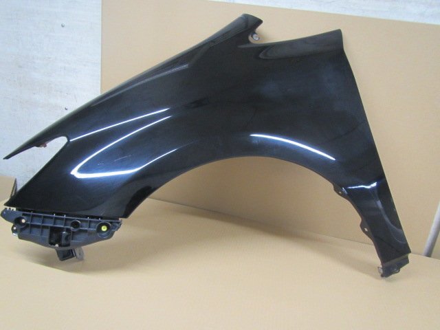 【個人宅配送不可】トヨタ ウィッシュ ZGE20 H25年式 ■左フェンダーパネル ジャンク品■ブラック 中古 ★213578拍卖