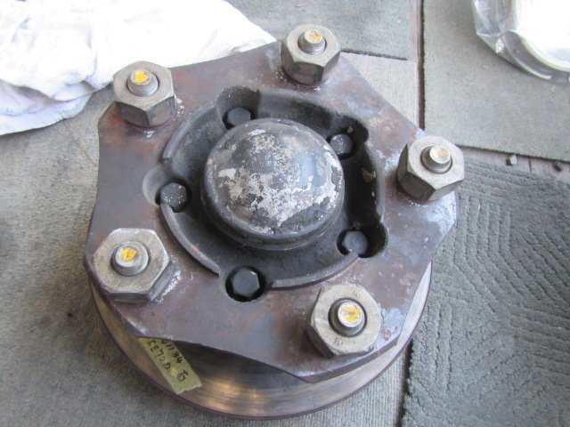 三菱 キャンター FE70D H20年式 ■右フロントディスクローター ジャンク品 ■中古 ★901184拍卖