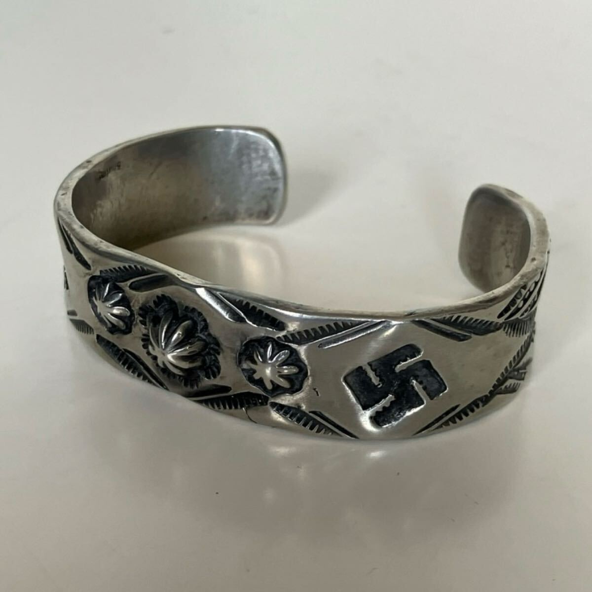 バングル インディアンジュエリー| navajo indian jewelry Swastika vintage hopi turquoise拍卖