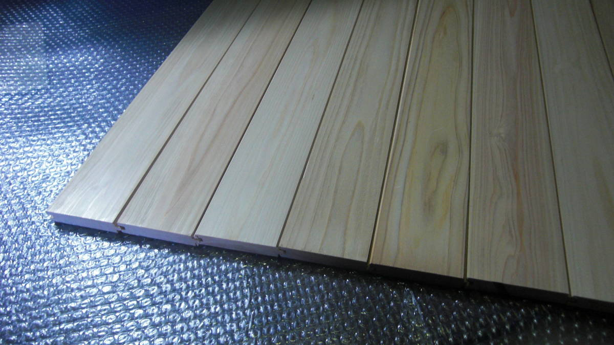 ●★《在庫処分》 ヒノキの無節 超仕上げのフローリング材 10枚組 長さ300mm×全幅95mm(有効幅90mm)×厚15㎜ ☆★拍卖