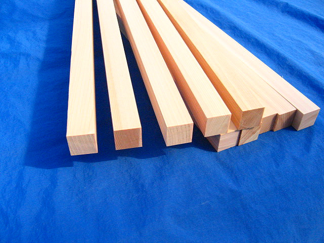 ◆『無節』桧の工作材料 600mm×25mm×30mm カンナ仕上◆拍卖