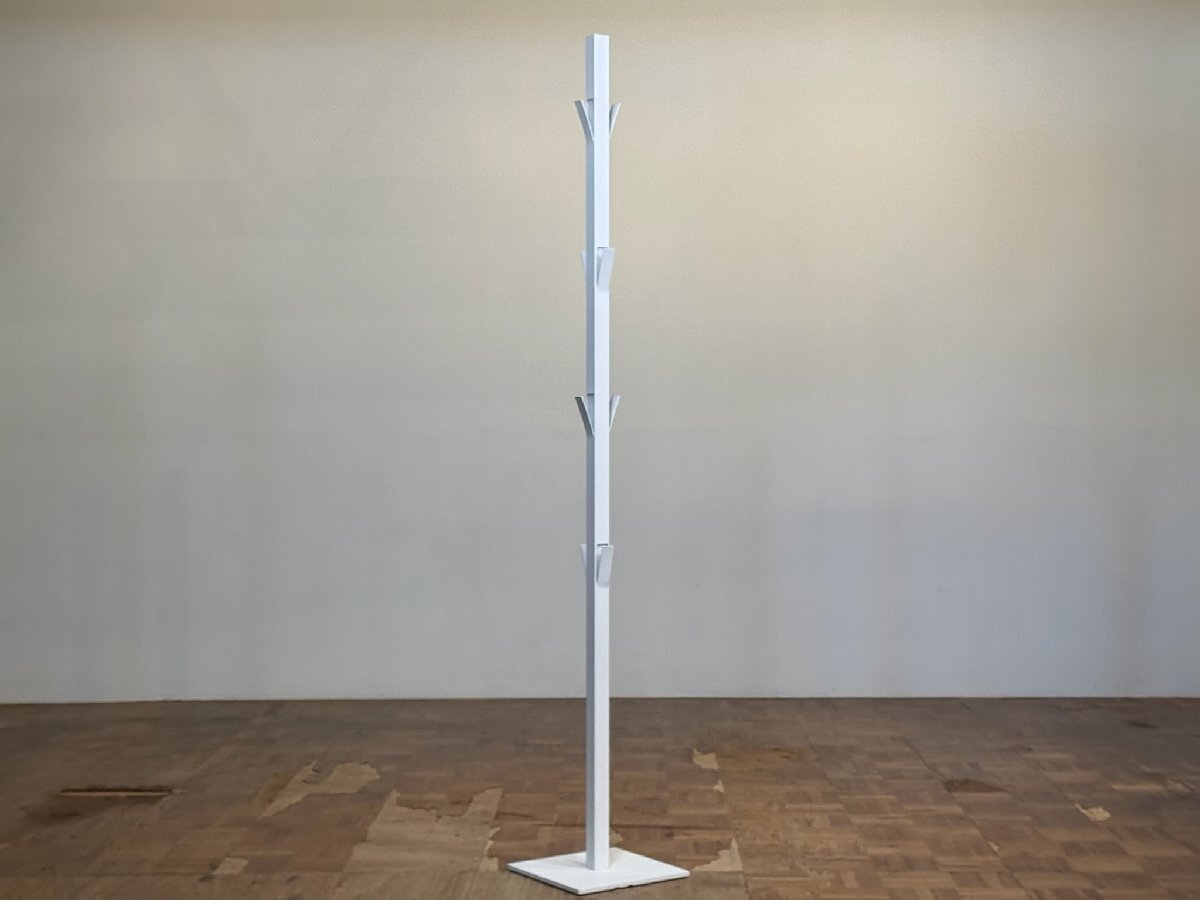 os4156.|Cassina ixc. デザイン賞 Vincent Van Duysen WINDOW/ウィンドウ コートハンガーラック|カッシーナ モルテーニ バイインテリアズ拍卖