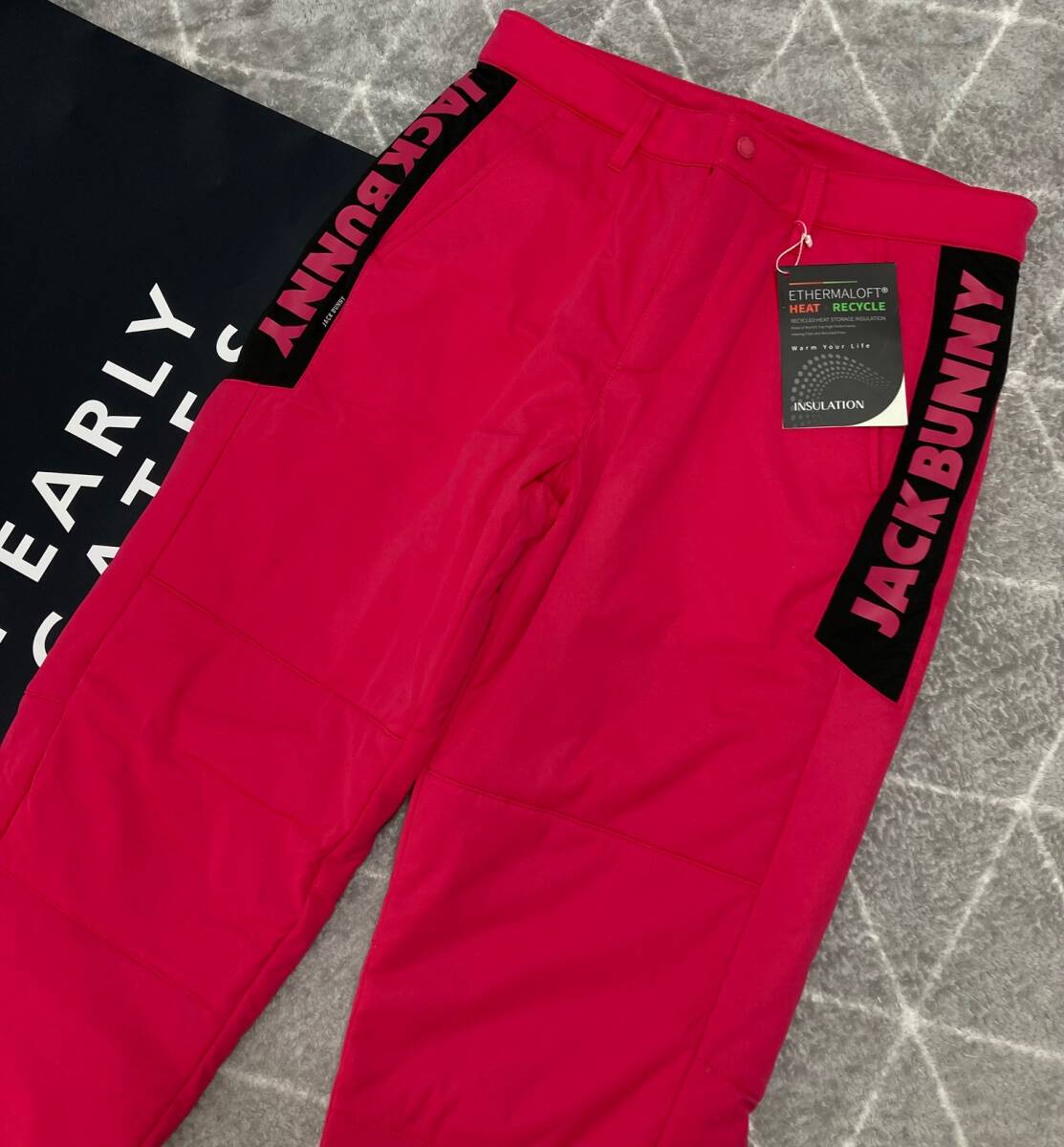新品 パーリーゲイツ ジャックバニー PEスムース 中綿パンツ(4)サイズM/ピンク PEARLY GATES JACK BUNNY拍卖