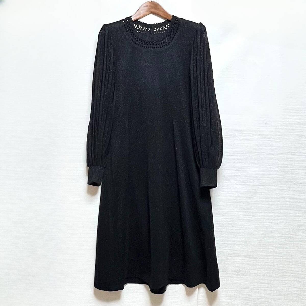 即決 斉藤都世子 サイトウトヨコ レディース ワンピース ラメいり 黒 レターパック可 (955023)拍卖