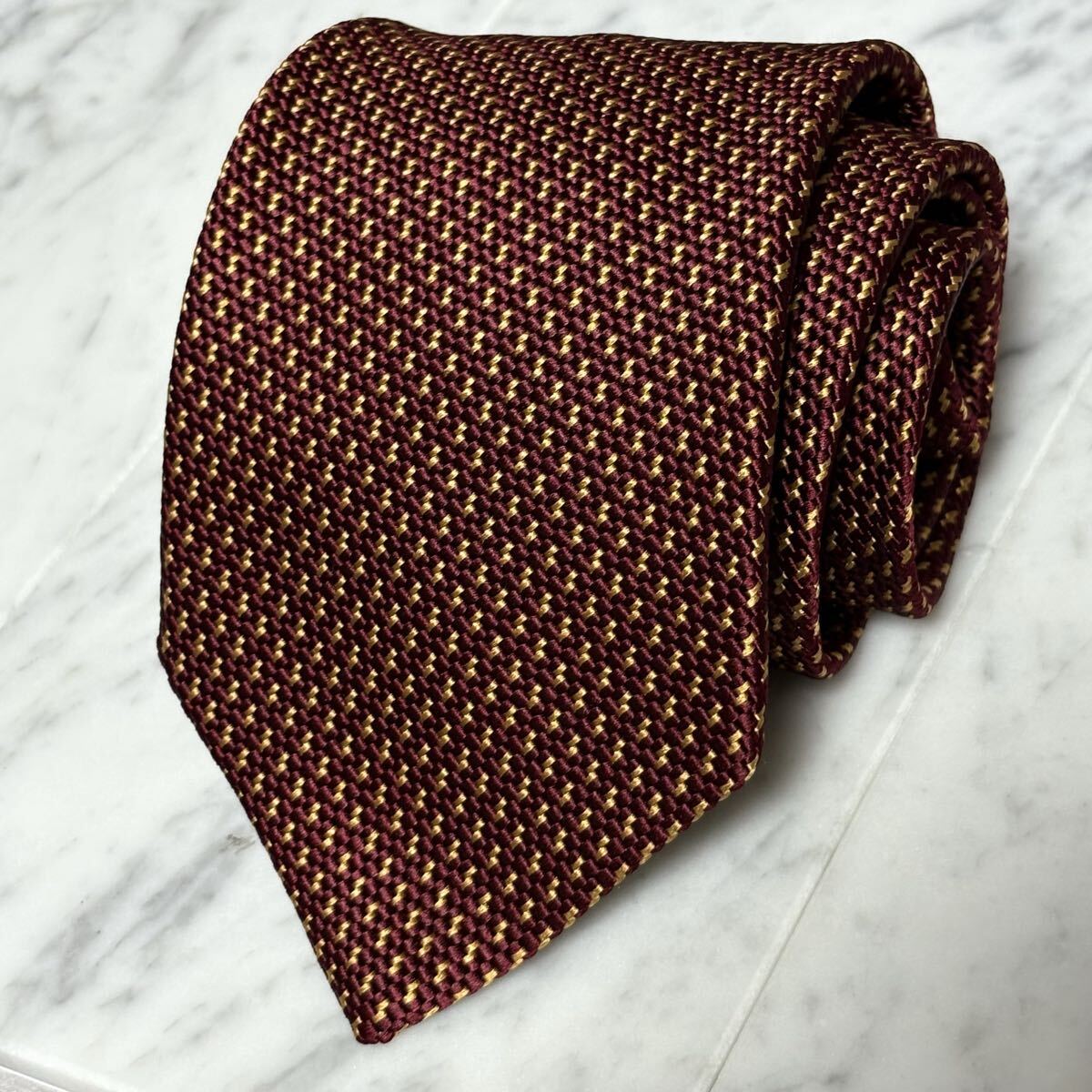 【未使用に近い】 999円~ Aquascutum ネクタイ レッド パターン柄 肉厚 (R8)拍卖