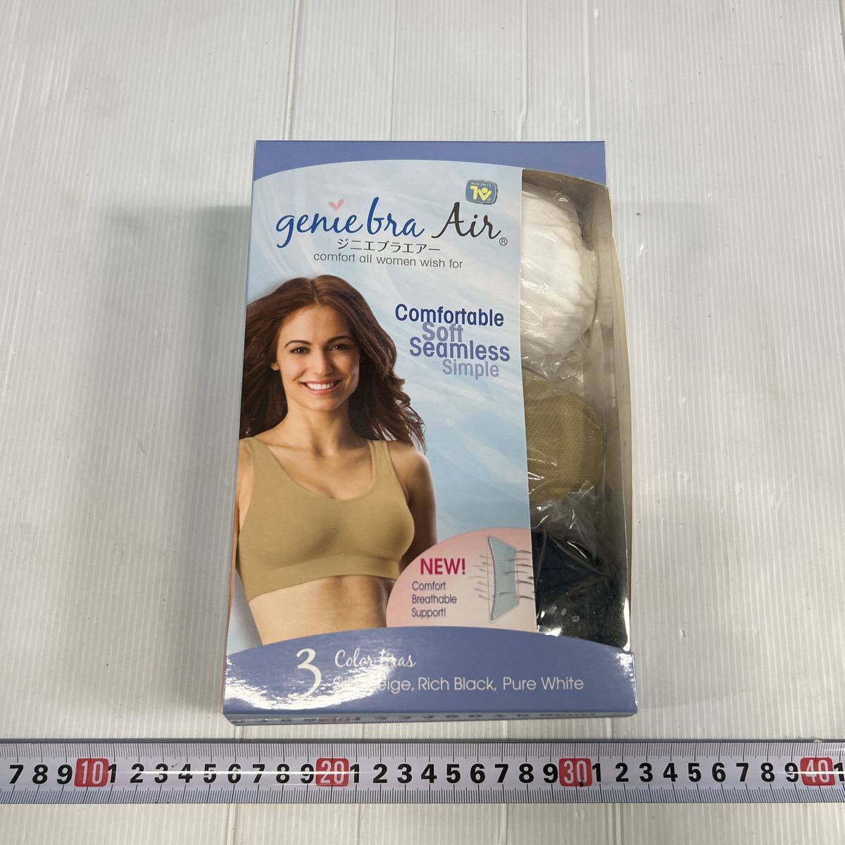 ジニエブラ エアー 未使用品 箱入り バスト ノンワイヤー ノンホック エアスルーカップ 3点セット 3L拍卖