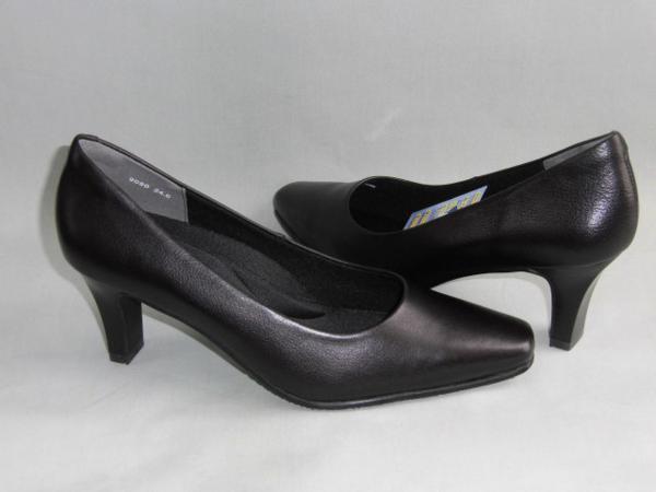痛くない幅広 3E 22.0 AQUA LADY アクアレディー 9080 黒 婦人 レディース 本革 冠婚葬祭 お葬式 婦人靴 フォーマル プレーン パンプス拍卖