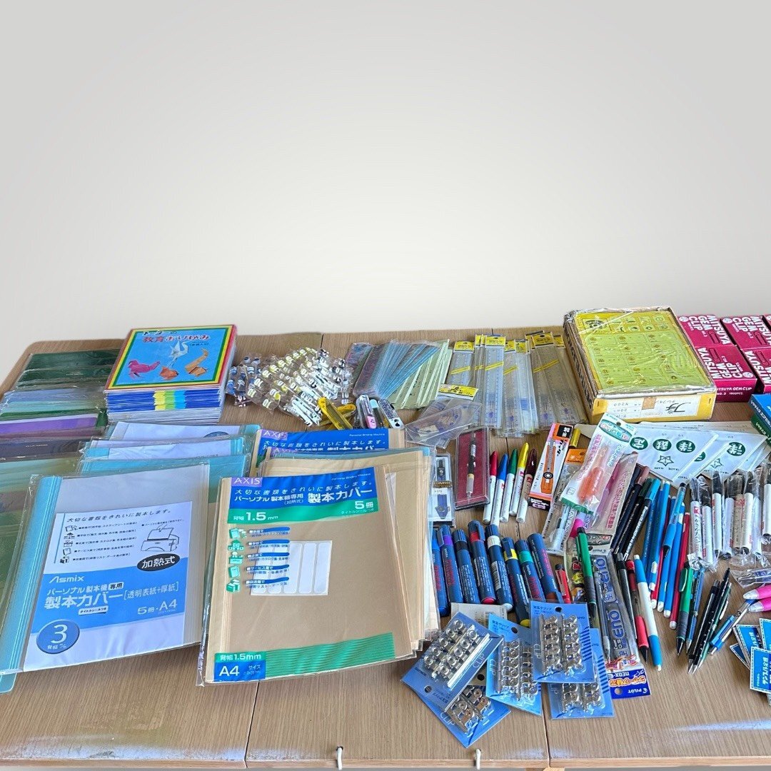 筆記用具 文具 シャープペンシル マジックペン 製本カバー 定規 まとめ売り 大量  ②  FG1859拍卖