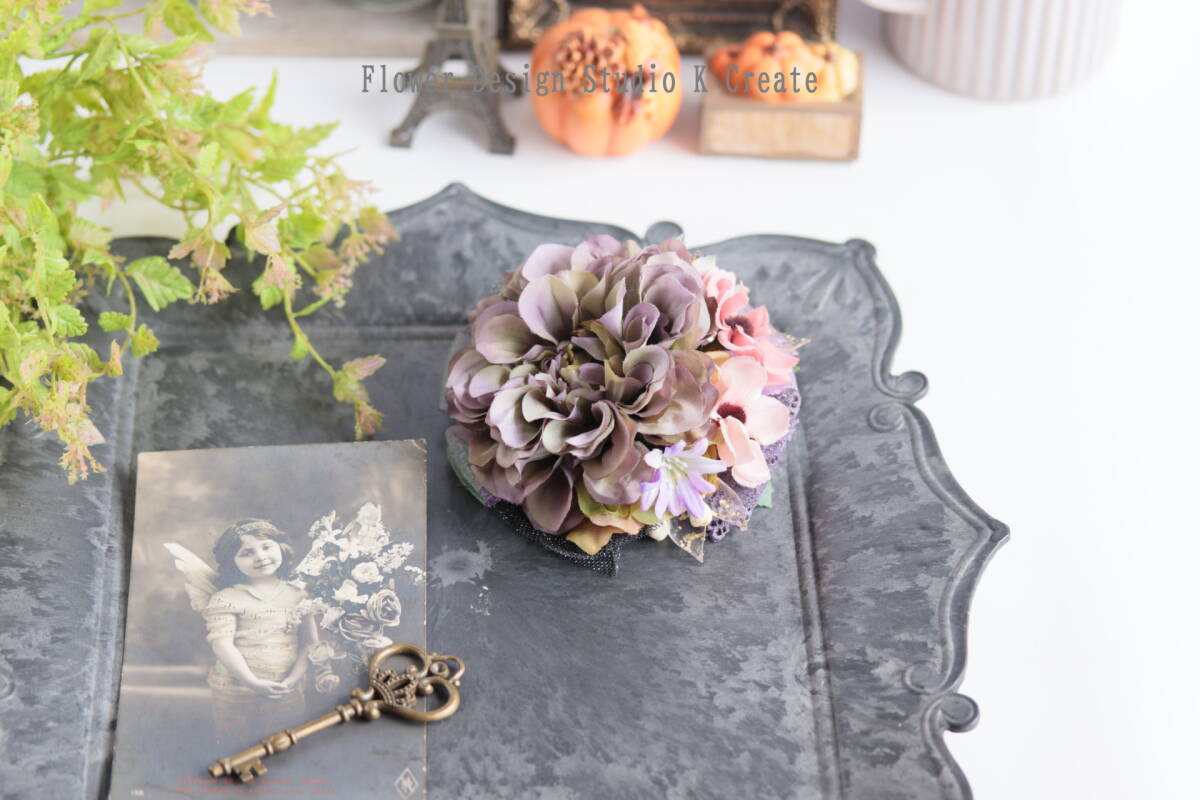 グレイッシュラベンダーのダリアのコサージュ 結婚式 卒業式 フォーマル パープル グレー | Lavender Dahlia Corsage | Wedding Accessory拍卖