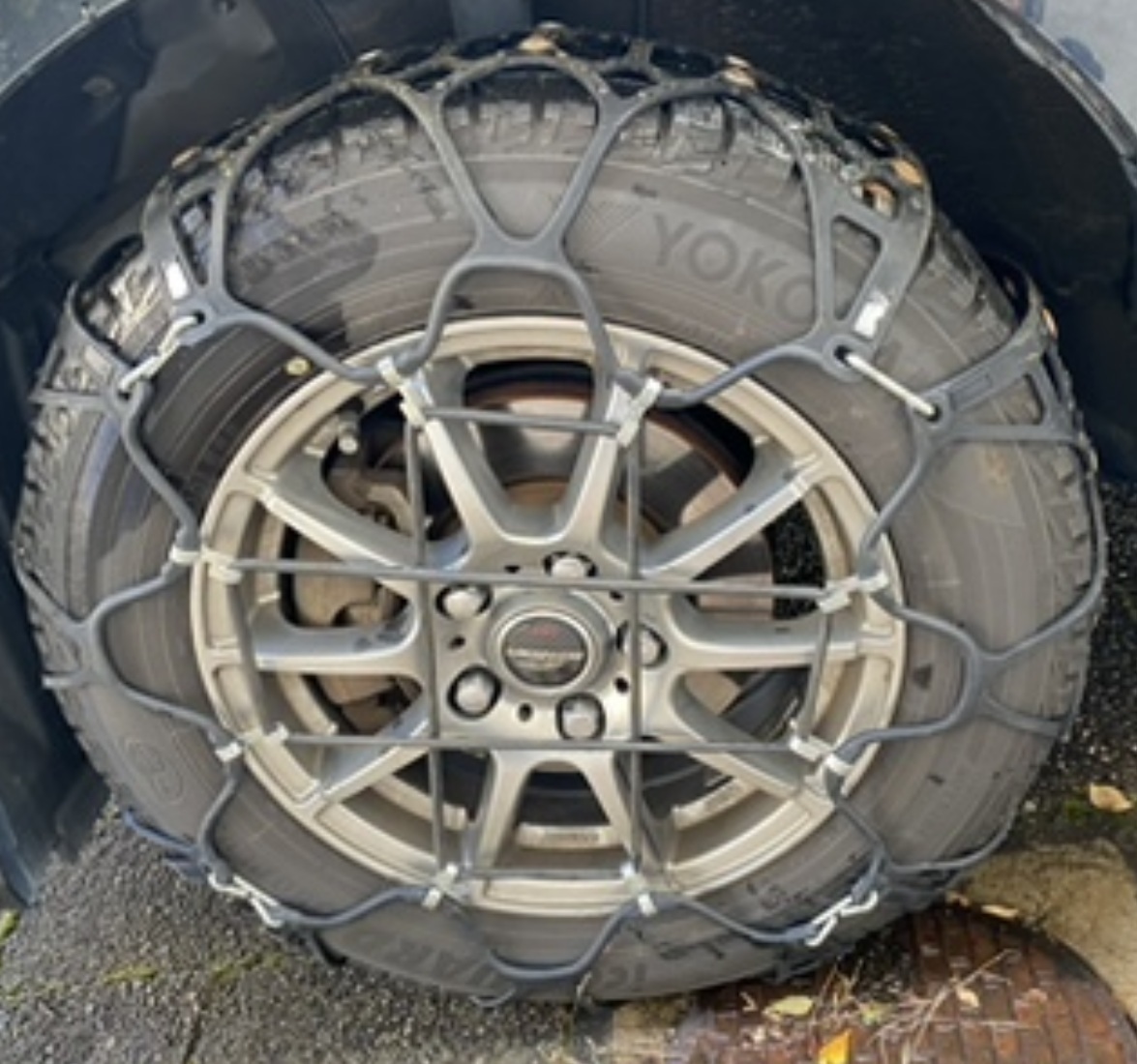 【送料無料】中古 現状品 タイヤチェーン 非金属 メーカー不明 箱なし 取説なし 195/65R15 トヨタノア 形式 DBA-ZRR80W インチダウン品拍卖