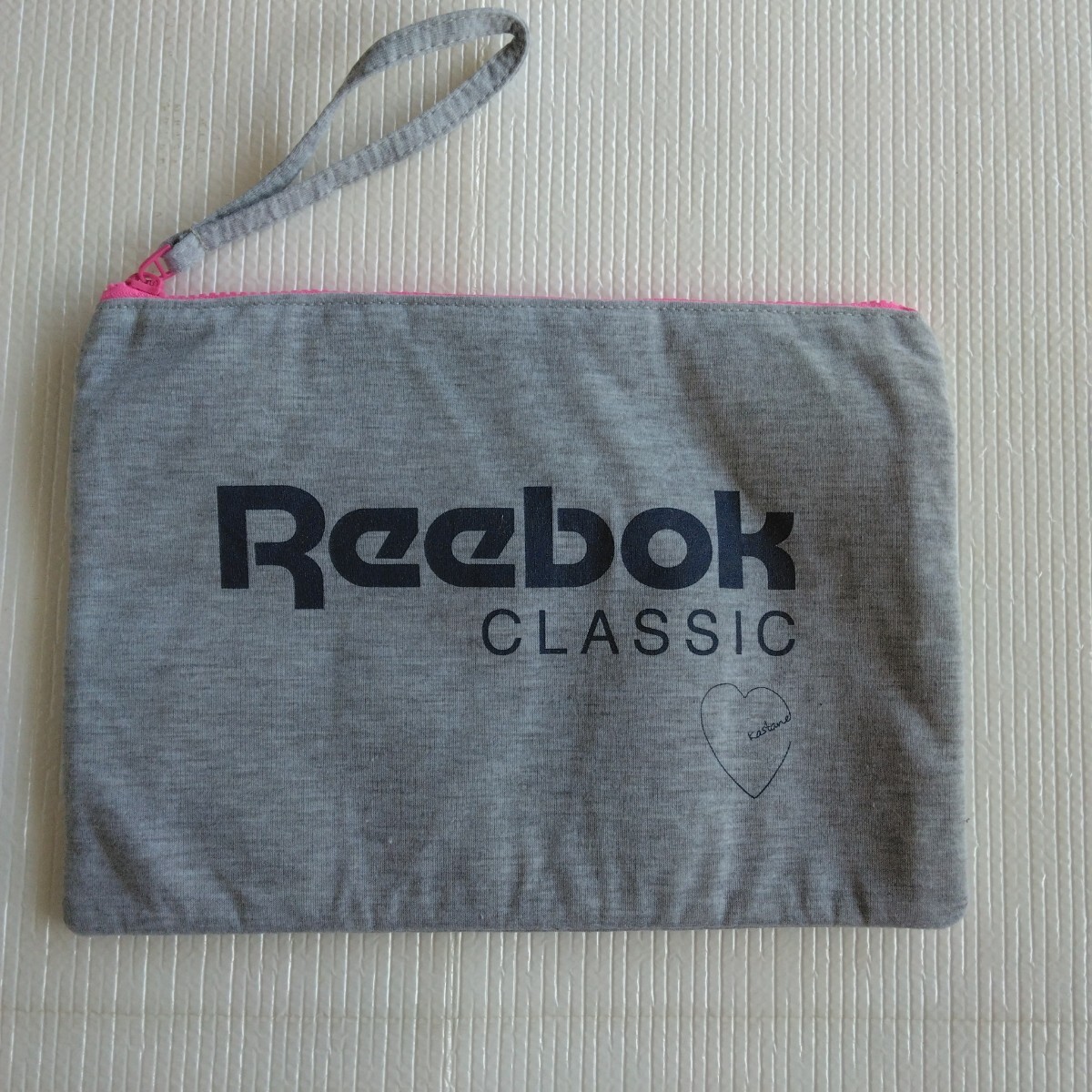 Reebok リーボック ポーチ 内ポケット付き J拍卖