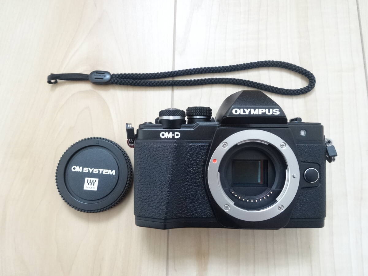 (動作未確認) オリンパス OLYMPUS OM-D E-M10 Mark II ブラック ボディ ミラーレス一眼 デジタルカメラ デジカメ拍卖