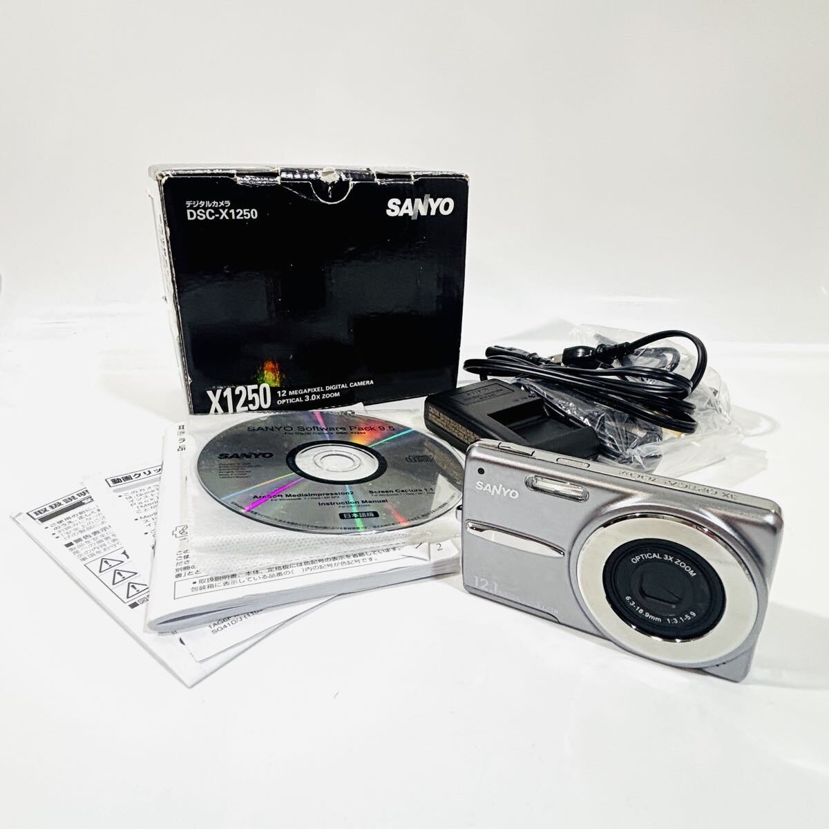 動作品【A1889】SANYO サンヨー DSC-X1250型 コンパクトデジタルカメラ コンデジ 現状 元箱付き拍卖