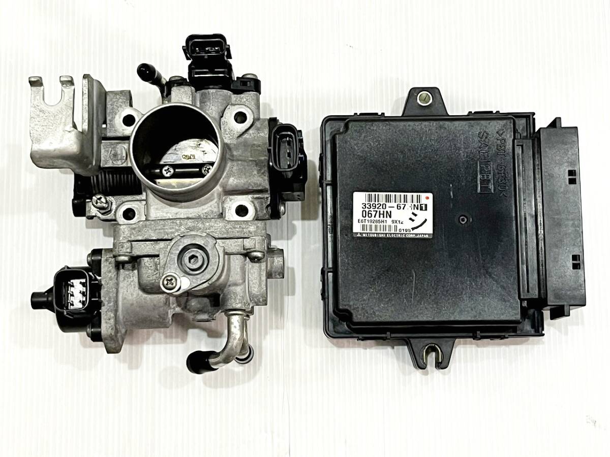 H21年 EBD-DG63T スクラムトラック DA63T キャリイ/キャリートラック☆エンジンコンピューター スロットルボディ ISCV☆33920-67HN1拍卖