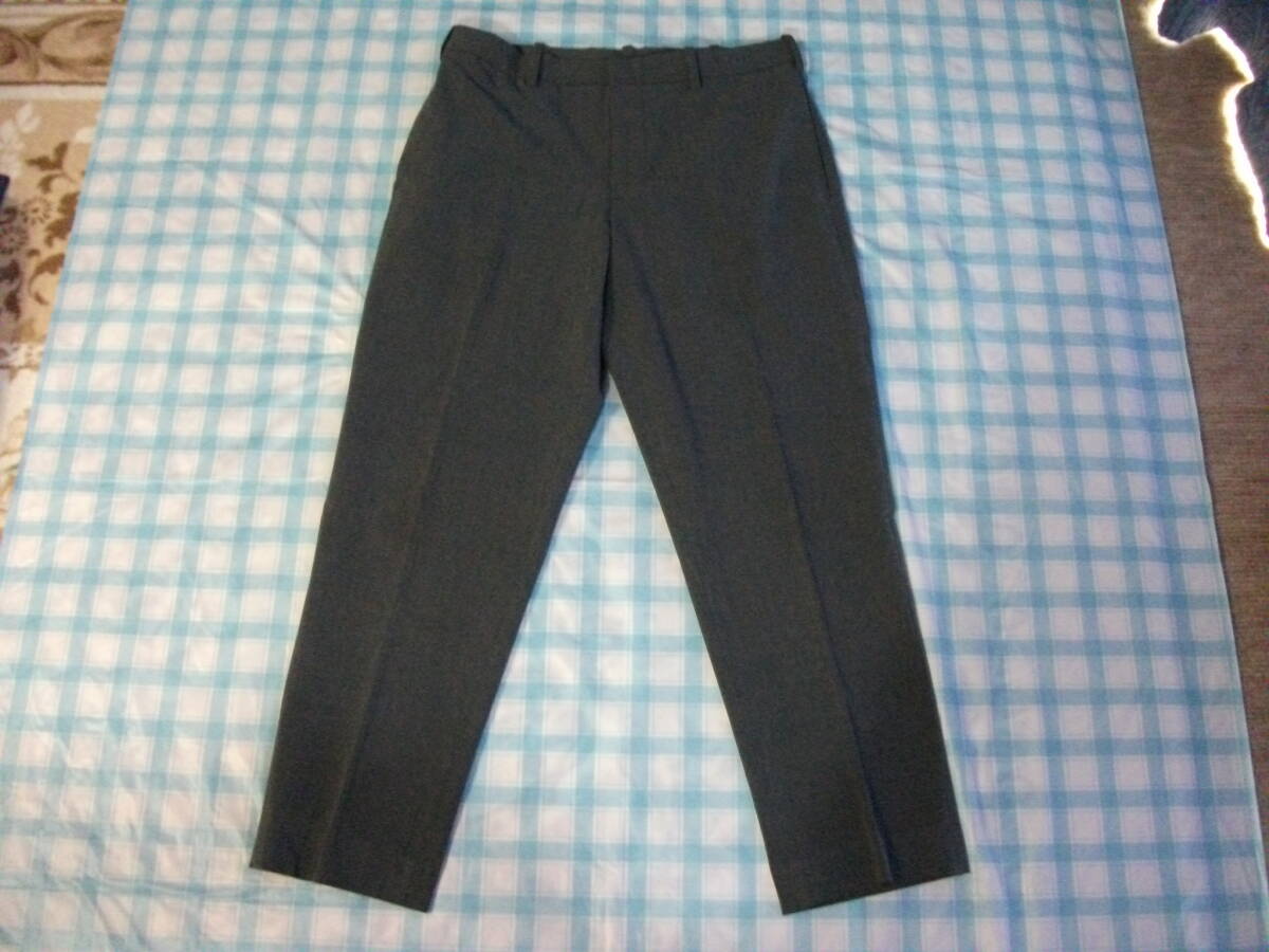 ユニクロ イージーアンクルパンツ グレー M 22年製 美品拍卖