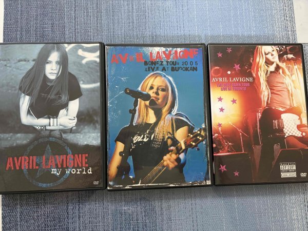 AVRIL LAVIGNEアヴリルラヴィーン LIVE DVD3枚セット THE BEST DAMN TOUR ライヴイントロント/BONEZ TOUR 2005 LIVE AT BUDOKAN/my world拍卖