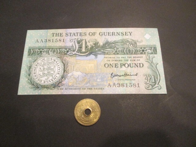 未使用 英領ガーンジー 現行 1ポンド拍卖