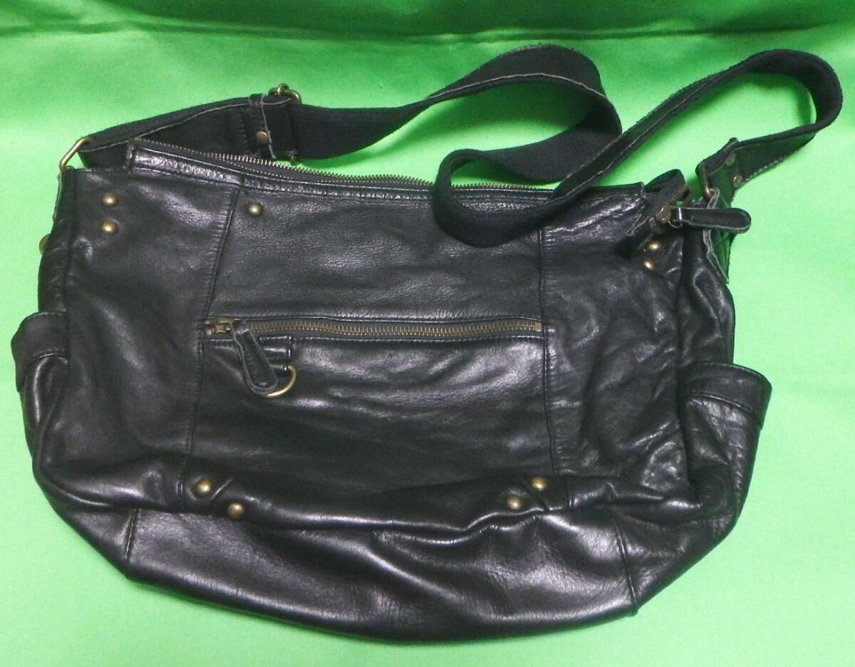 creed クリード 革 ショルダーバッグ 黒 レザー バッグ 鞄 拍卖
