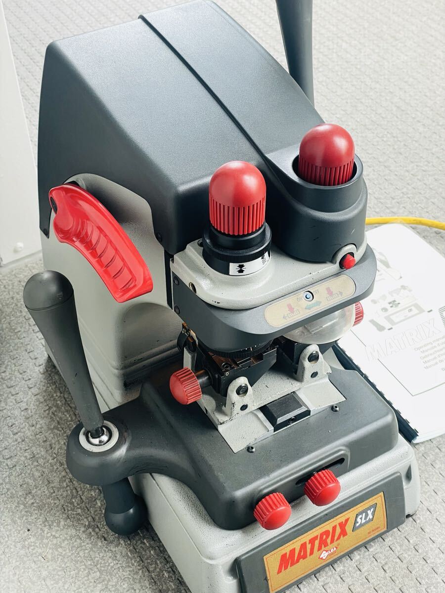 通電/作動確認ok シリカ マトリックス キーマシン 合鍵複製機 SLX SILCA MATRIX 取説付き 現状品 拍卖