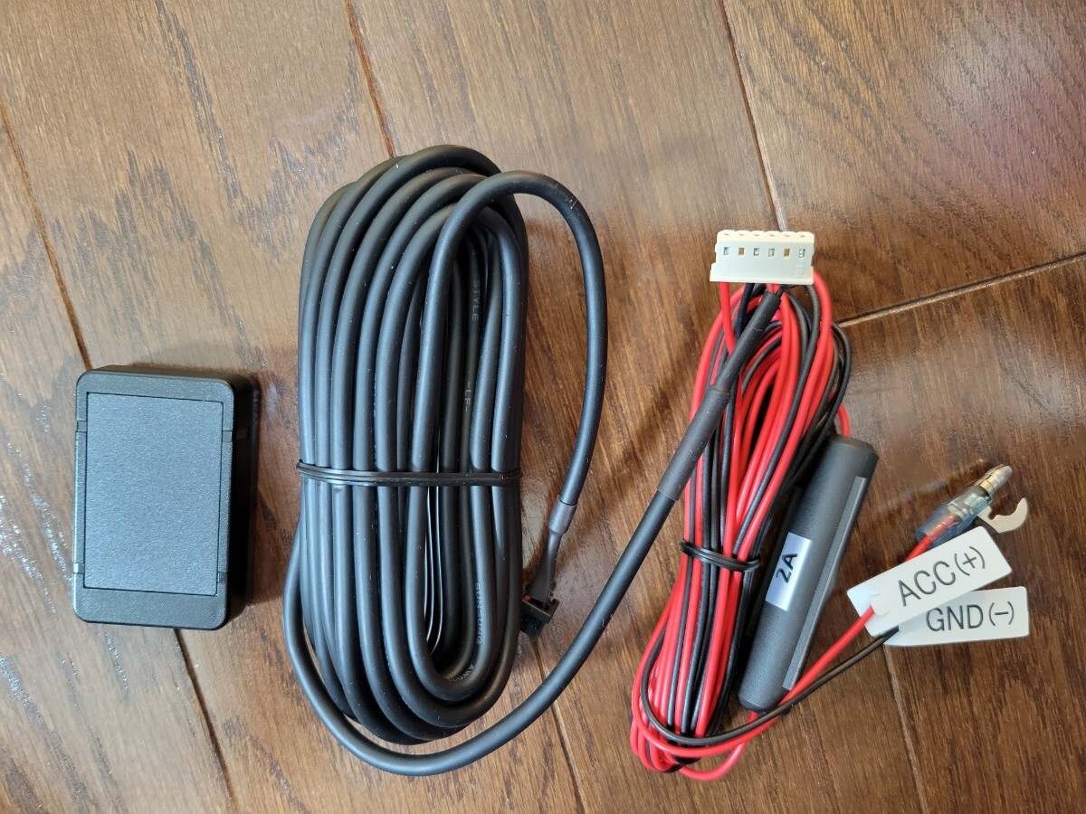 未使用 cellstar セルスター RD-40 RD-60 直結配線DCコード&電源変換ユニット 3極コネクタ 5V/2A 拍卖