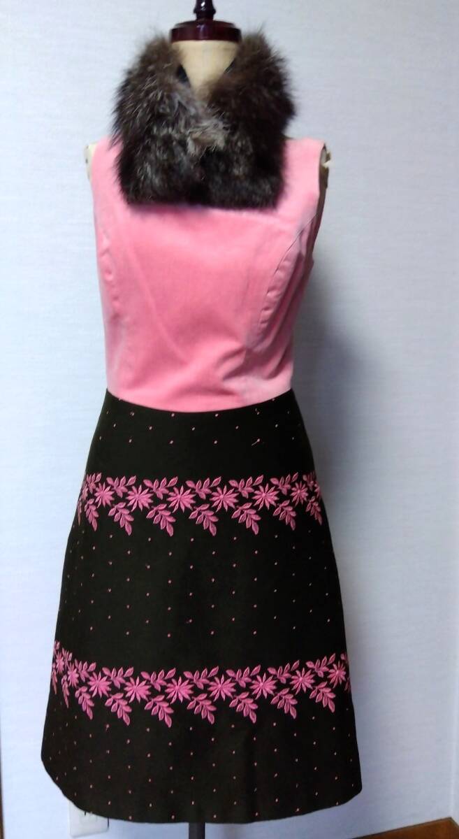 ◆TOCCA ベロア風サーモンピンク×刺繍スカート ノースリーブワンピース◆トッカ拍卖