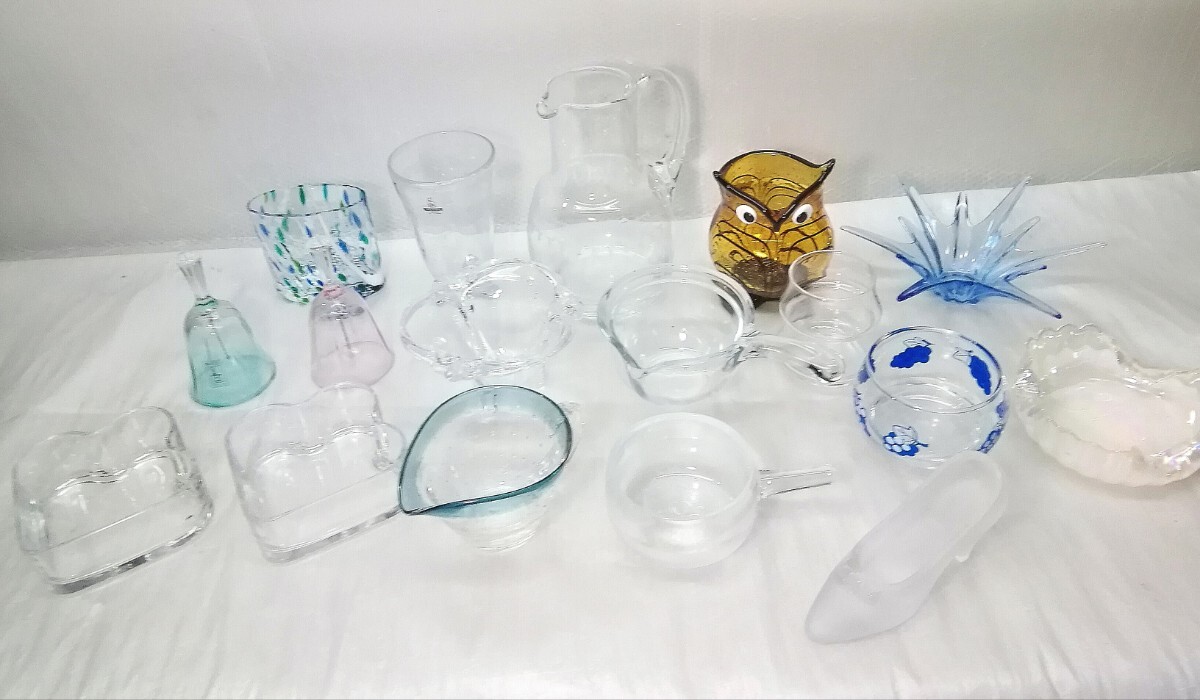 アンティーク お洒落なガラス まとめて色々 水差し/風鈴/デザートカップ/灰皿/小物入れ その他 オブジェ 置物 食器(RD)拍卖