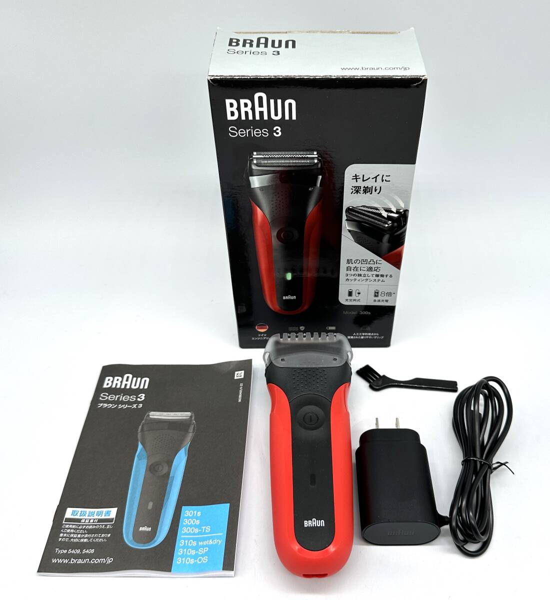 y2577E BRAUN Series3 シェーバー 300s-R レッド 充電式 電気シェーバー メンズ 3枚刃 お風呂剃り対応 髭剃り ブラウン 動作未確認拍卖