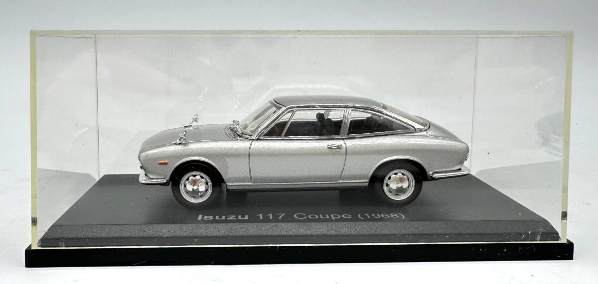 y2362E ISUZU 117 Coupe イスズ 117クーペ 1968 1/43 国産名車コレクション 旧車 アシェット ダイキャストミニ ミニカー 動作未確認拍卖