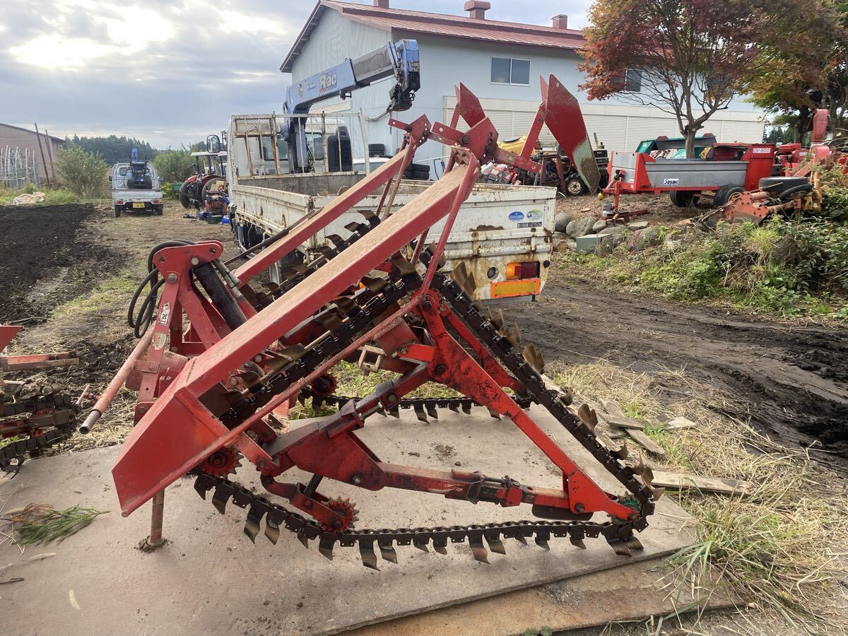 青森十和田市 ササキTS771 トレンチャー 爪は綺麗い 手を廻りOK 引き取りOK 配送は送料相談お願い拍卖