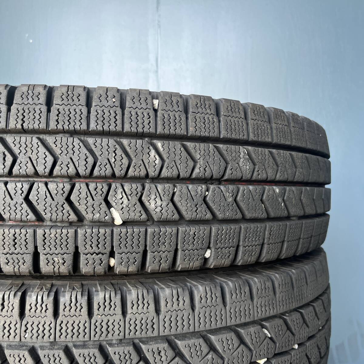 スーパーバリ山★送料無料!!2023年製 195/85R15 113/111L ブリヂストン W989 スタッドレス 6本セット拍卖