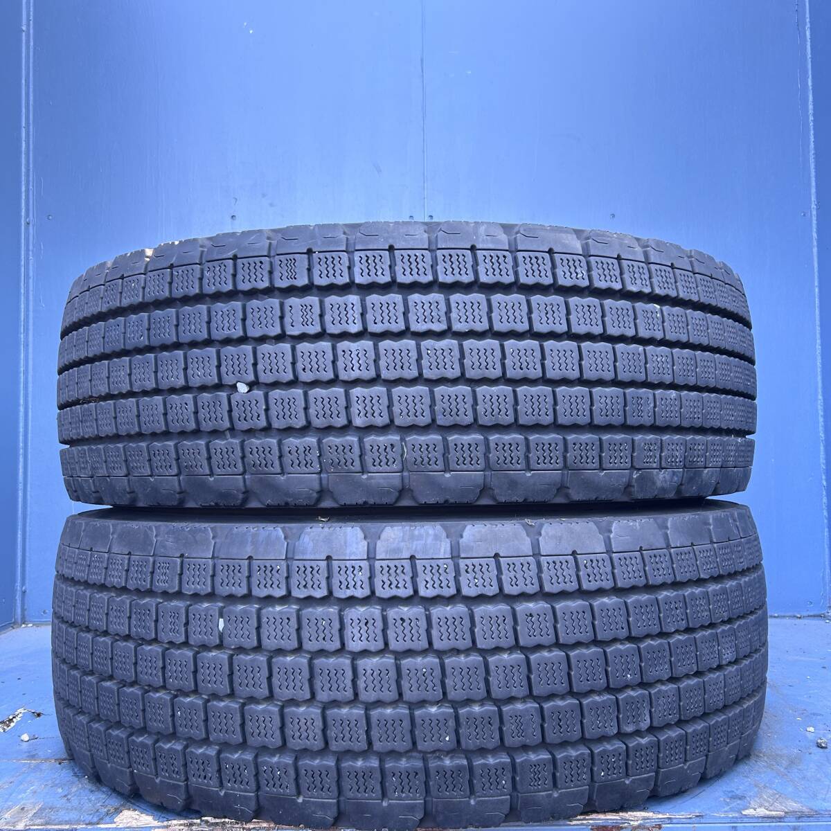 バリ山★レアサイズ 2022年製 315/70R22.5 154/150J スタッドレス 2本セット 拍卖