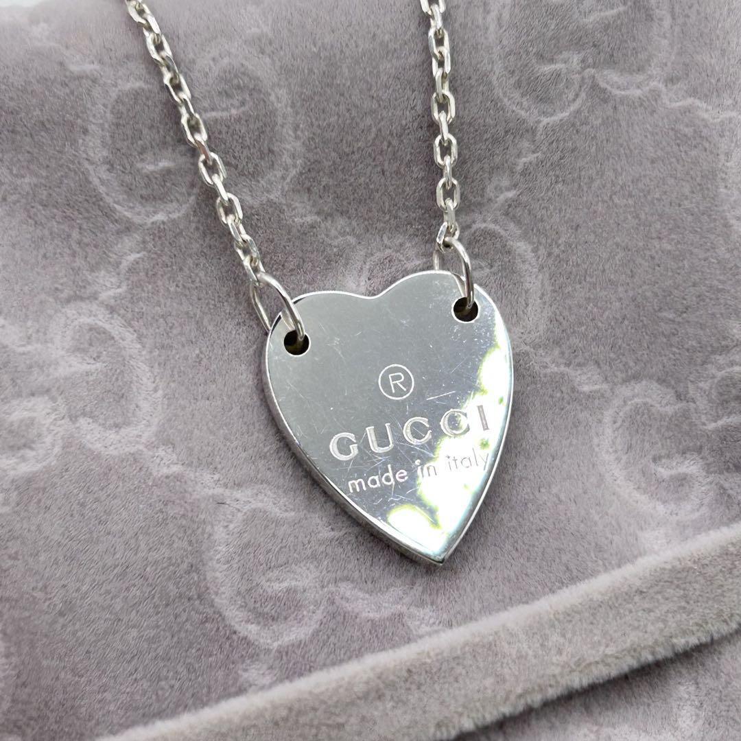 GUCCI グッチ ハートプレート ロゴ ネックレス シルバー 925拍卖