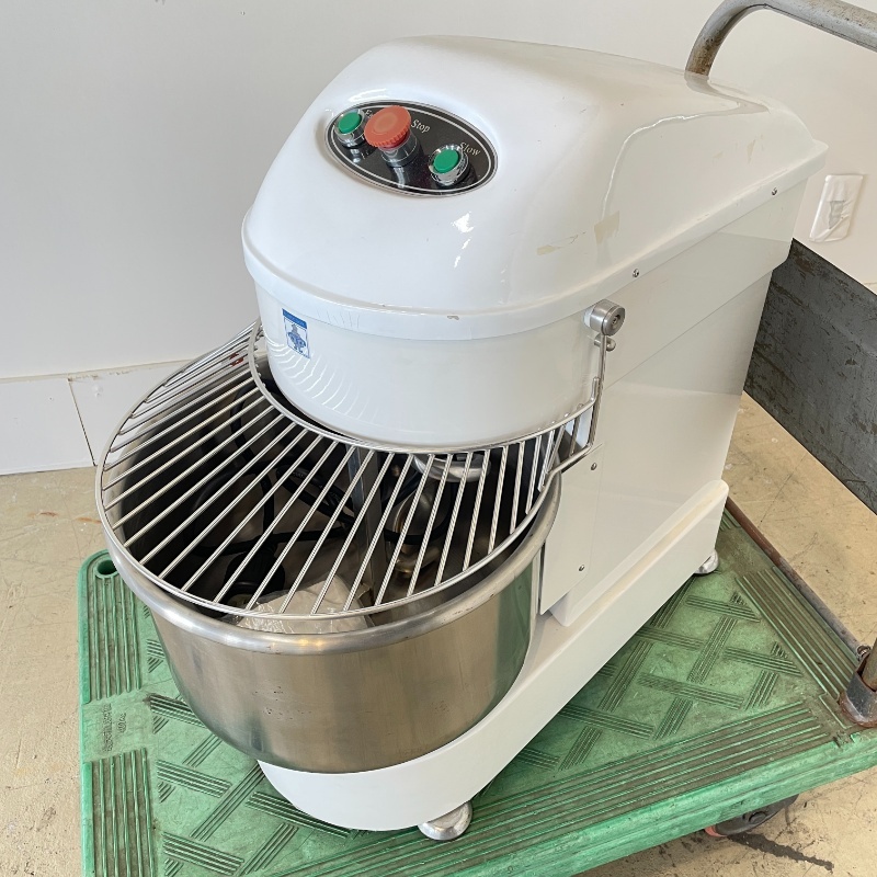 北海道・九州・沖縄・離島等追加送料有【中古】 スパイラルミキサー FM20 2011年 幅690×奥行385×高695mm a009 業務用 厨房機器拍卖