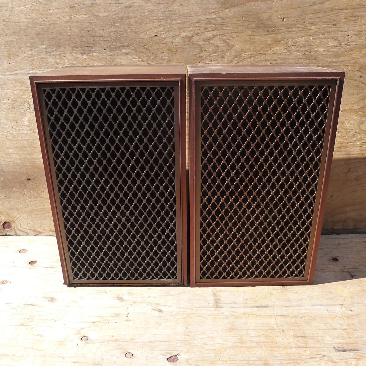 j◆201 スピーカー SANSUI サンスイ SP-LE8T 通電・音出し確認済み 寸法(片方) 約幅34㎝ 高さ60㎝ 奥行30㎝ オーディオ機器/140サイズ2個口拍卖