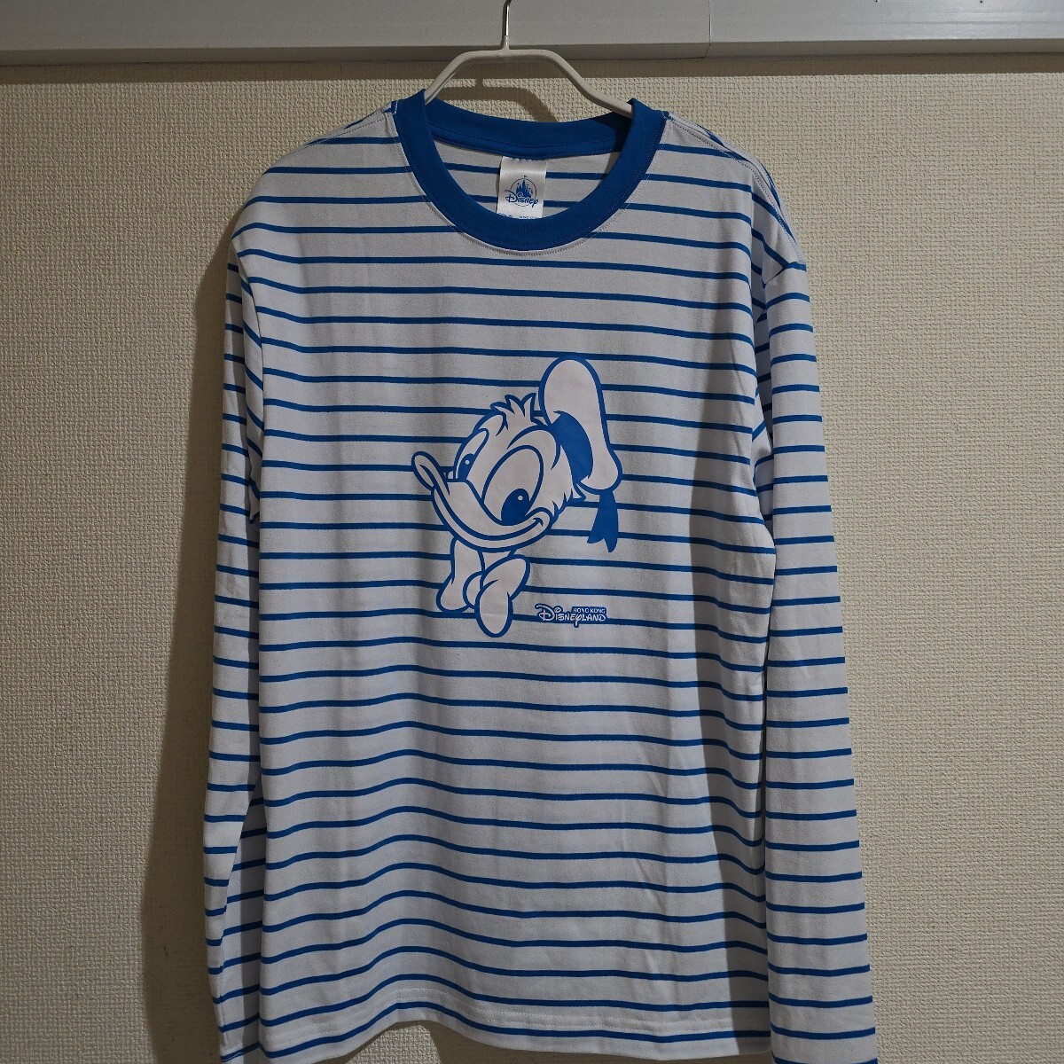 人気希少レア 新品タグ付き 香港ディズニーランド購入 ドナルドダック ボーダーカットソー ロンT 長袖Tシャツ 拍卖