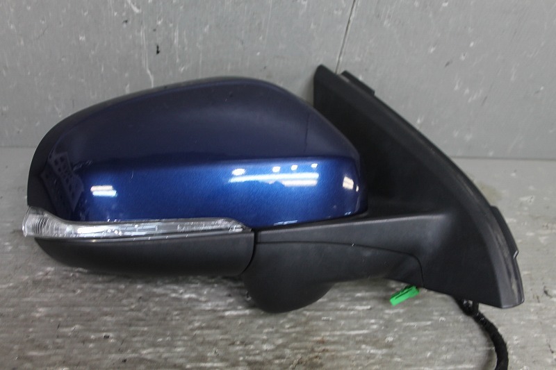 ボルボ V60 T4 オーシャンレース 右H (FB4164T) 純正 右 ドアミラー ウィンカー 電格 ブルー系 Volvo 右ミラー サイドミラー p045592拍卖