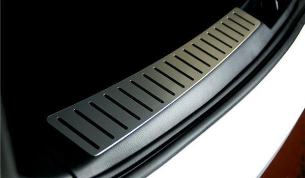 「IBAFULL/ダックスガーデン」CX-5(KE系)用アルミカバー(リアゲートスカーフ用)拍卖