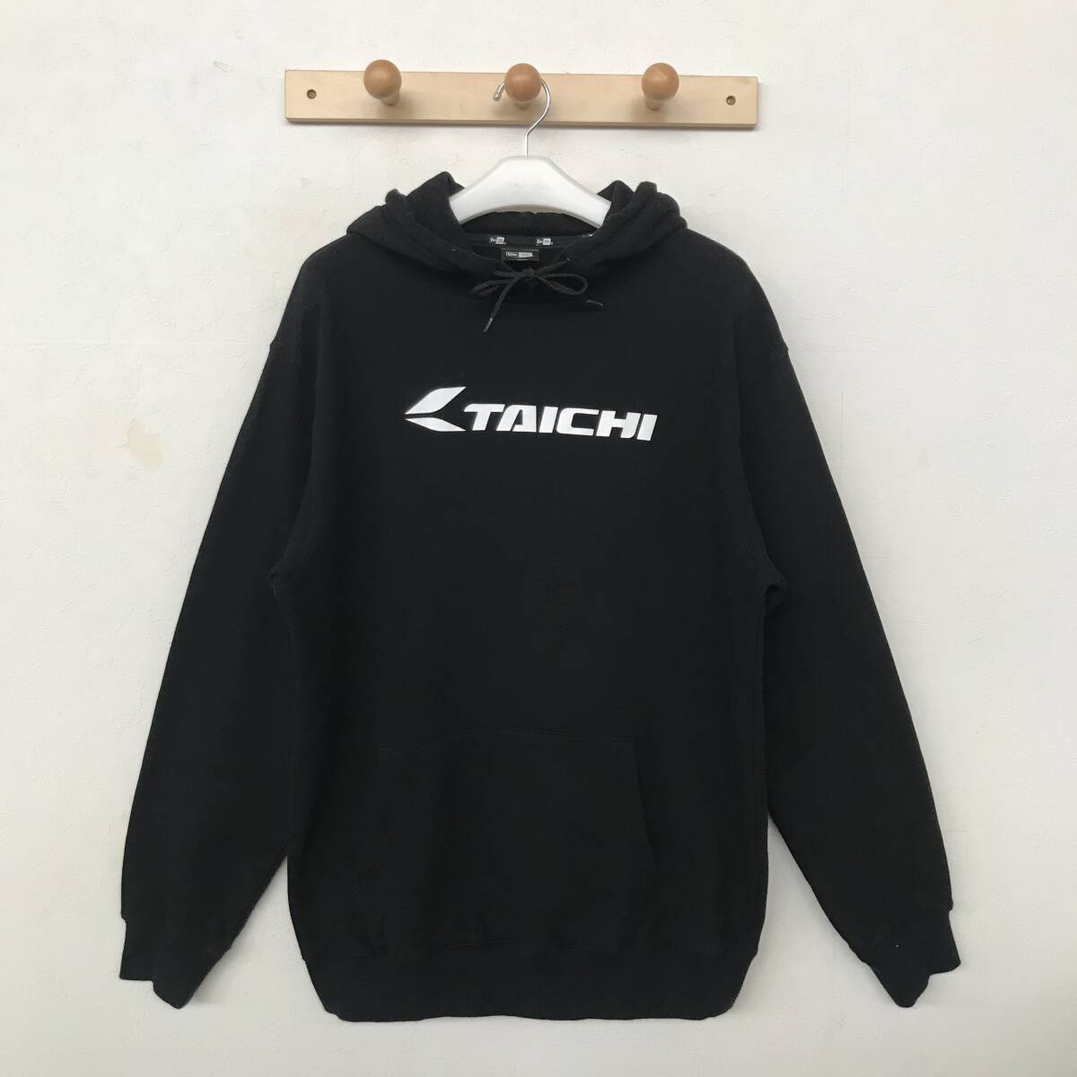 NEWERA×RS TAICHI ニューエラ×RSタイチ メンズ スウェットパーカー ロゴプリント入り 美品 size XD拍卖