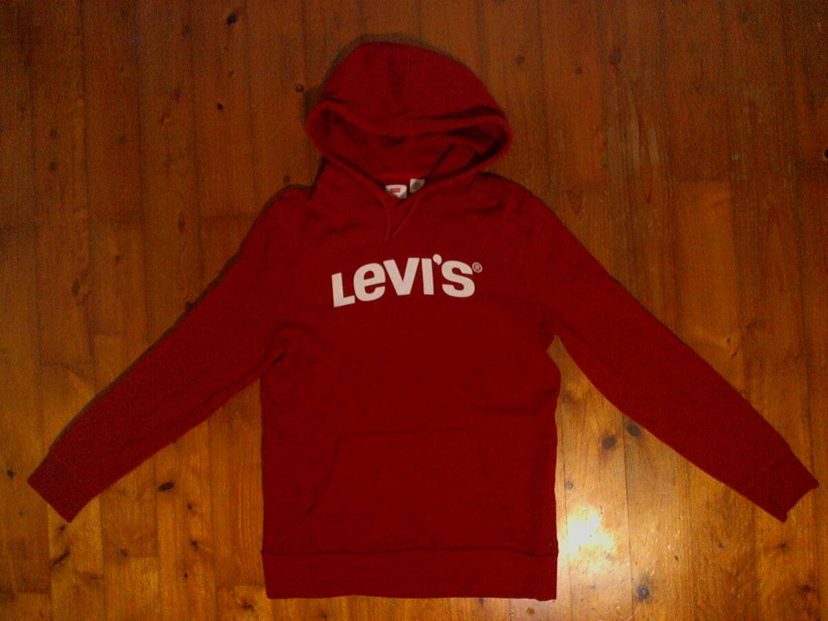 ☆リーバイス【Levi`s】ロゴプリント スウェット プルオーバー パーカー トレーナー M 赤 レッド拍卖